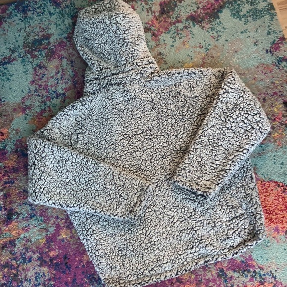 💕Victoria’s Secret Sherpa Hoodie💕 - Picture 14 of 16